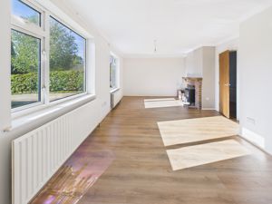 Living Room- click for photo gallery